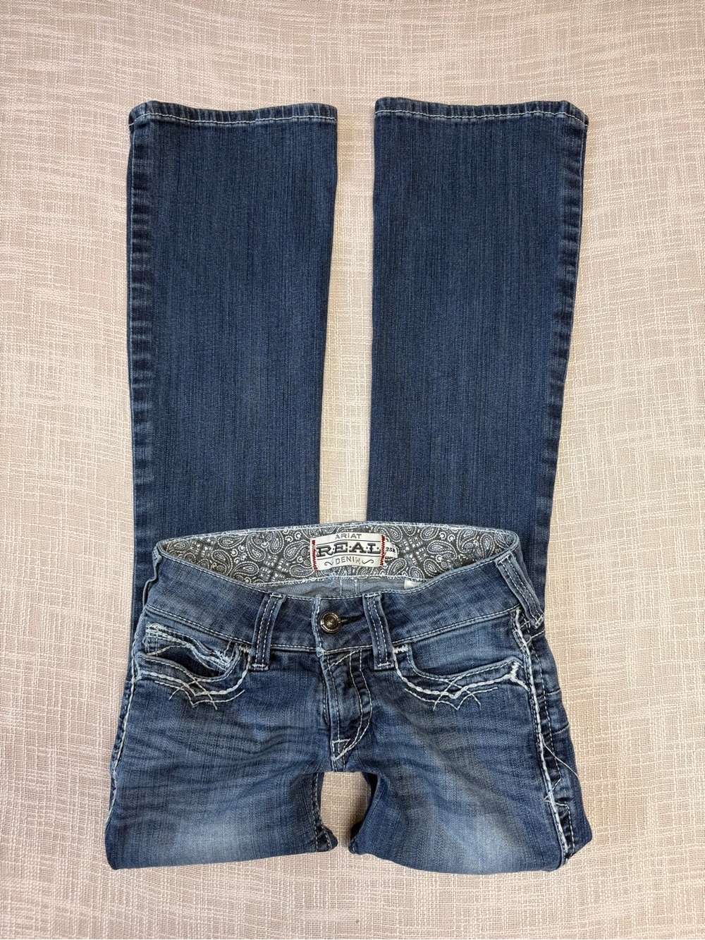 Ariat REAL Denim Size 25R Low Rise Flare Jeans Y2K Western Embroidered